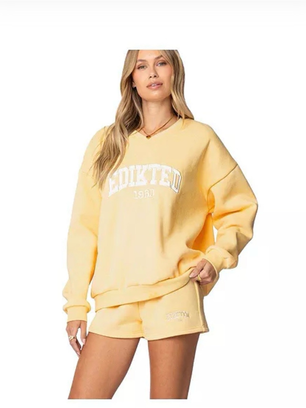 Edikted Girl Sweatshirt Size Large